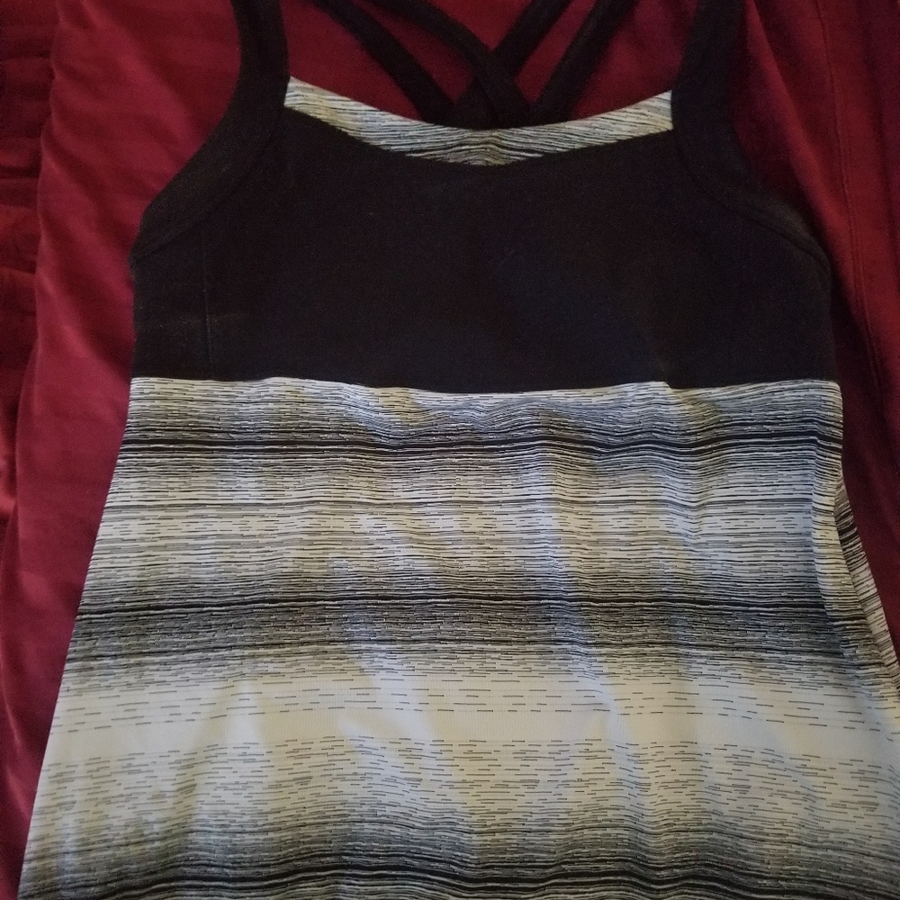 Athleta yoga style tank sz L